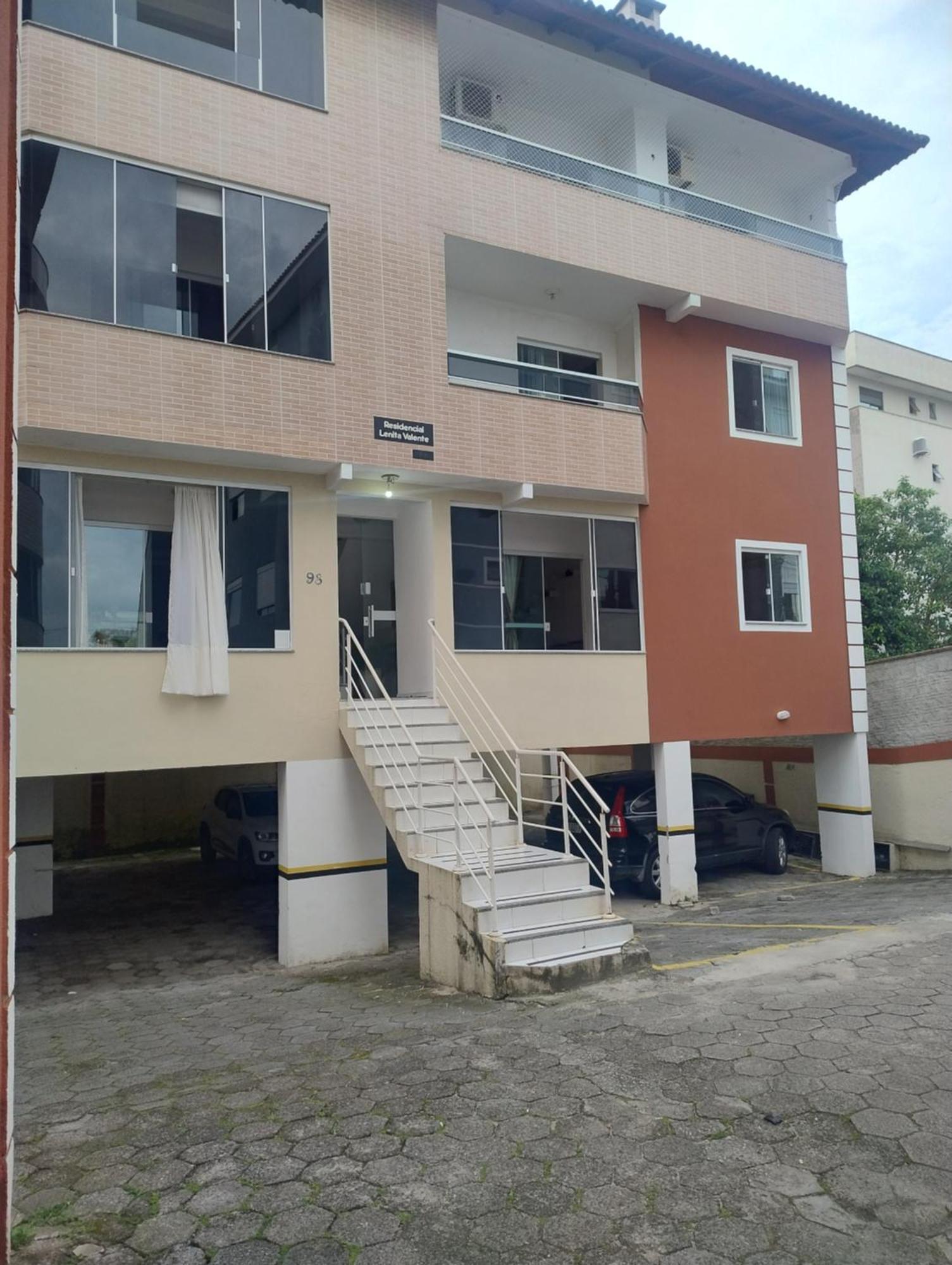Apartamento Ingleses 0219 *